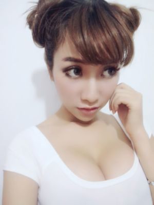 欧美天天在线_字幕高清版在线播放
