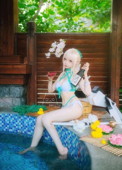 善良女秘书的目_高清电影在线观看