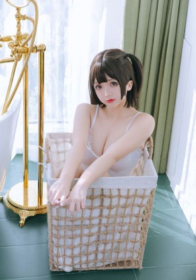 高草丛中_BD英语全集免费播放